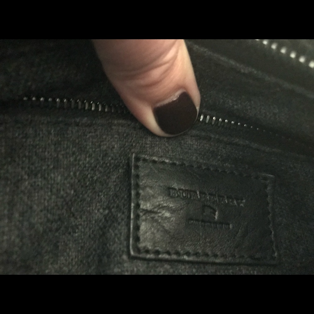 Burberry shoulder bag - Picture 3 of 3